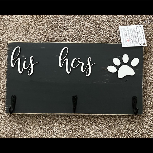 His, Hers, Dog Ley Holder Wall Mounted, Key and Dog Leash Hanger with 3 Hooks - Picture 1 of 2